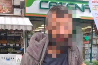 Barbat imobilizat de polisitii locali