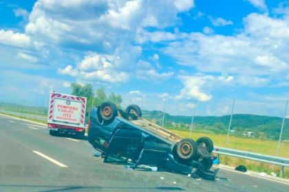3 Adulti si 2 Copii Raniti in Accident A1