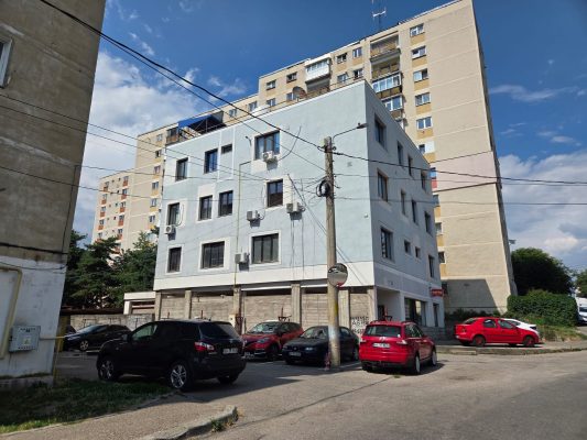 Copilul cazut de la etaj a decedat