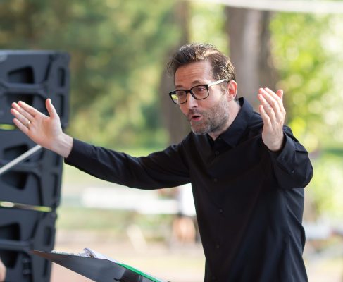 Hollywood in Pitesti la Teatrul de Vara