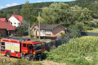 Incendiu la o gospodarie din Barla