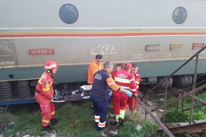La 86 de ani s a sinucis
