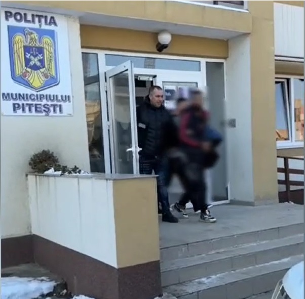 Acuzat de talharie pentru ca a vrut sa fure o geanta