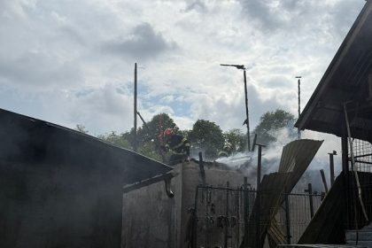 Casa distrusa de foc la Balilesti