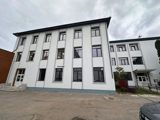 Liceul Tehnologic Constantin Brancusi a fost renovat
