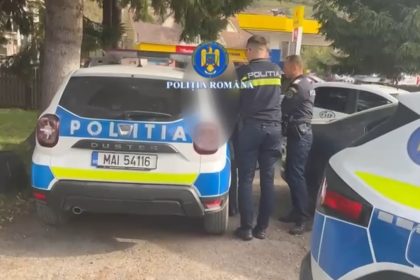 Au spart un apartament si au furat covorul