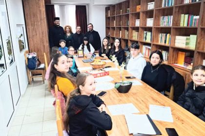 Activitati culturale si educative organizate de biserica pentru tinerii din Arges