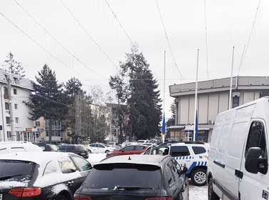 Amenzi de 1000 de lei pentru parcari neautorizate si trafic congestionat