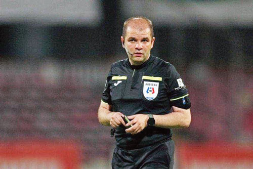 Catalin Popa a arbitrat o pe Galata