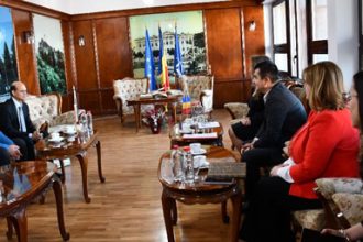 Ambasadorul Indiei intalniri oficiale in Arges si participare la Forumul de Afaceri Romania India