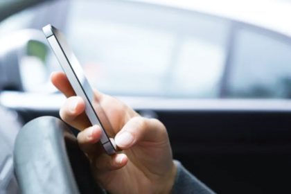 Barbat retinut pentru furtul unui telefon
