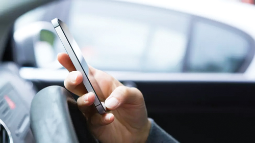 Barbat retinut pentru furtul unui telefon