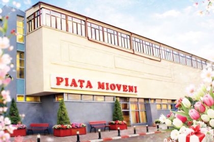 Martisoare la Piata Dacia