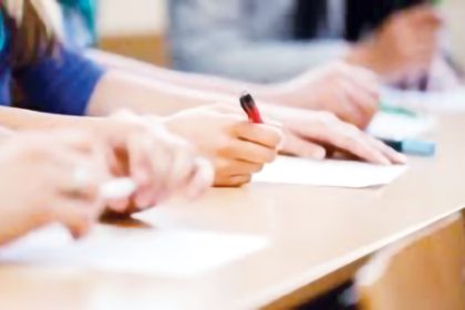 Aproape 5000 de elevi din Arges sustin astazi si maine Evaluarea Nationala