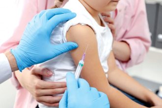 Campanie de promovare a vaccinarii organizata de DSP Arges