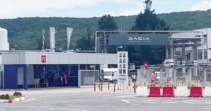 Concedierile de la Dacia sub observatia Guvernului