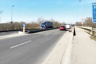 Incepe reabilitarea podului de peste rault Doamnei