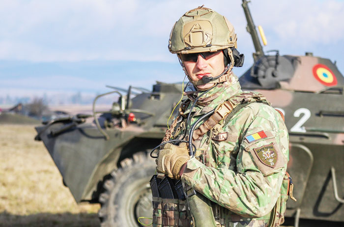 Mii de romani vor fi convocati la exercitii militare iar cei absenti risca amenzi