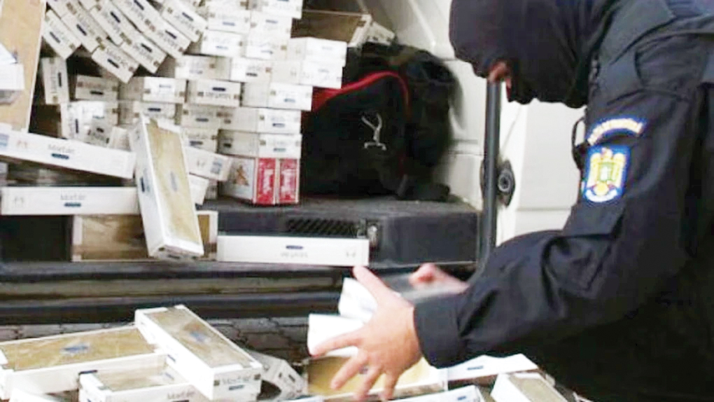 Politistii au confiscat peste 10000 de tigarete fara timbru fiscal