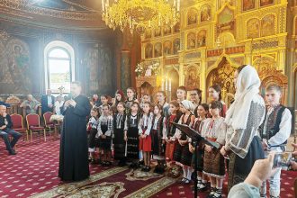 Concert sustinut de copii la Biserica Parohiala Badesti