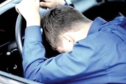 Tanar de 19 ani din Bughea de Jos prins la volan sub influenta drogurilor