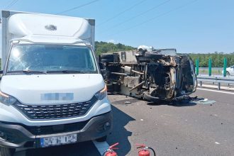 accident cu doua autocamioane pe dex12