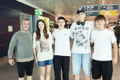 4 notatori din Pitesti si un antrenor la concursul european din Slovenia