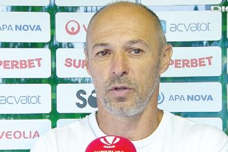Marea Problema este VAR ul Arbitrii decide jocul cum doresc