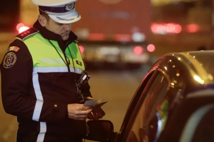Prins de polististii rutieri conducand sub influenta alcoolului