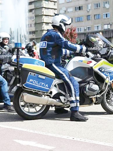 Actiuni ale poliistilor rutieri din Arges pentru imbunatatirea sigurantei in trafic
