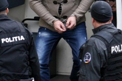 Cercetari incheiate de catrei politisitii de proximitate in cazul de violen fizic continuuata si incalcarea ordinului de protectie