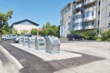 Piteshti devine mai curat Cele 11 noi platforme cu containere ingropate sunt pregatite sa fie folosite