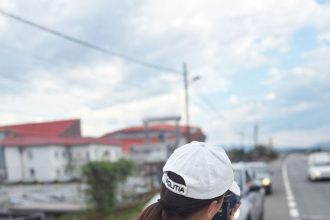 Prins de polititii din Mioveni conducand cu viteza excesiva