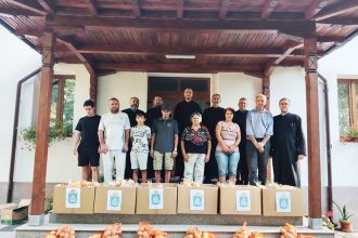 Sprijin De La Biserica Pentru Persoanele Nevoias